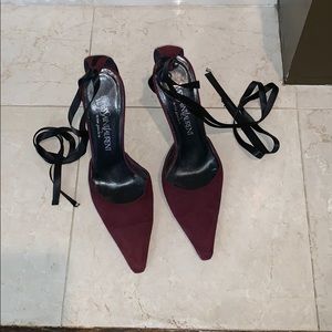 Yves Saint Laurent Evening Lace Heels